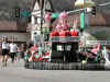 parade28.jpg (383262 bytes)